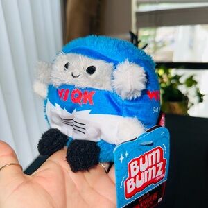 BumBumz - Stranger Things seasons 5 - WSQK NWT 4.5 bum Bumz